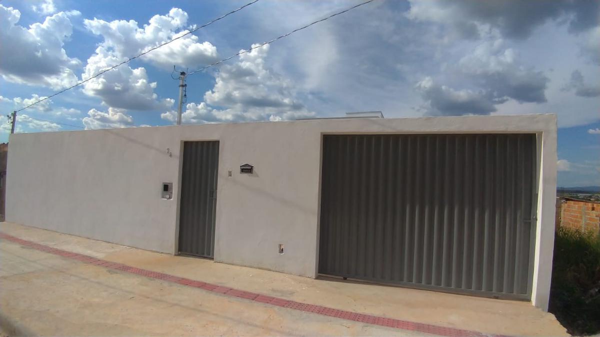 Casa, Jardim Colonial, 2 Quartos, 2 Vagas