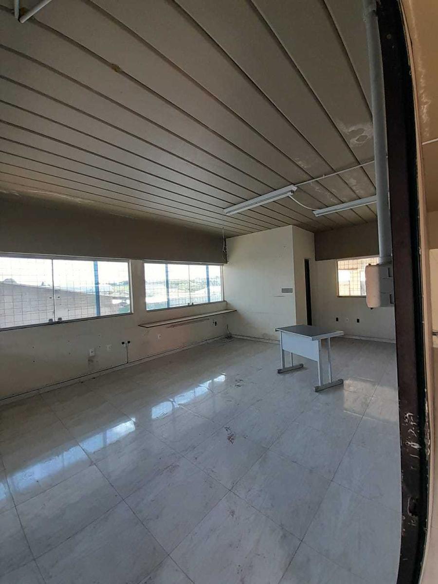 Sala, Kennedy, 0 Quarto, 6 Vagas