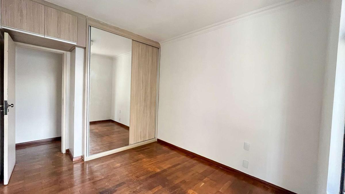 Apartamento, Estoril, 3 Quartos, 2 Vagas, 1 Suíte