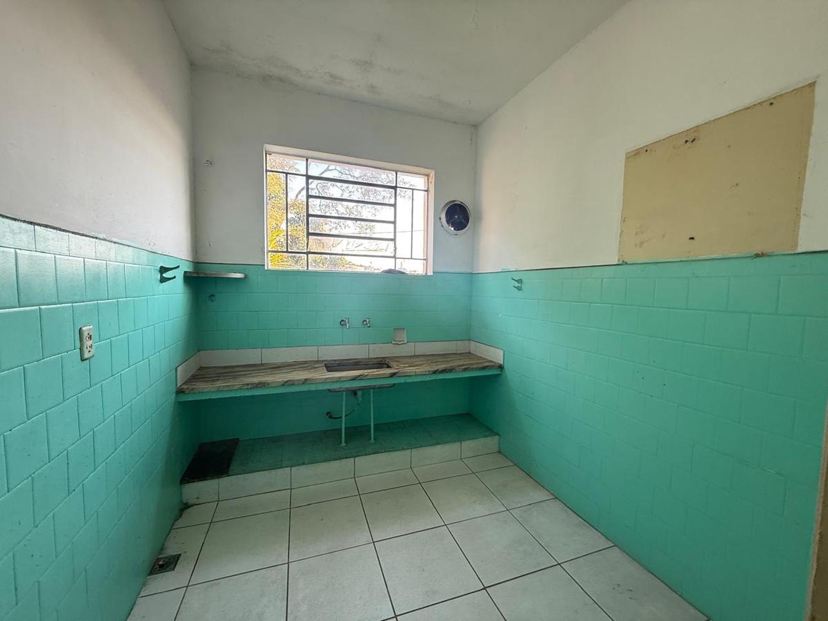Casa, Cachoeirinha, 3 Quartos, 4 Vagas