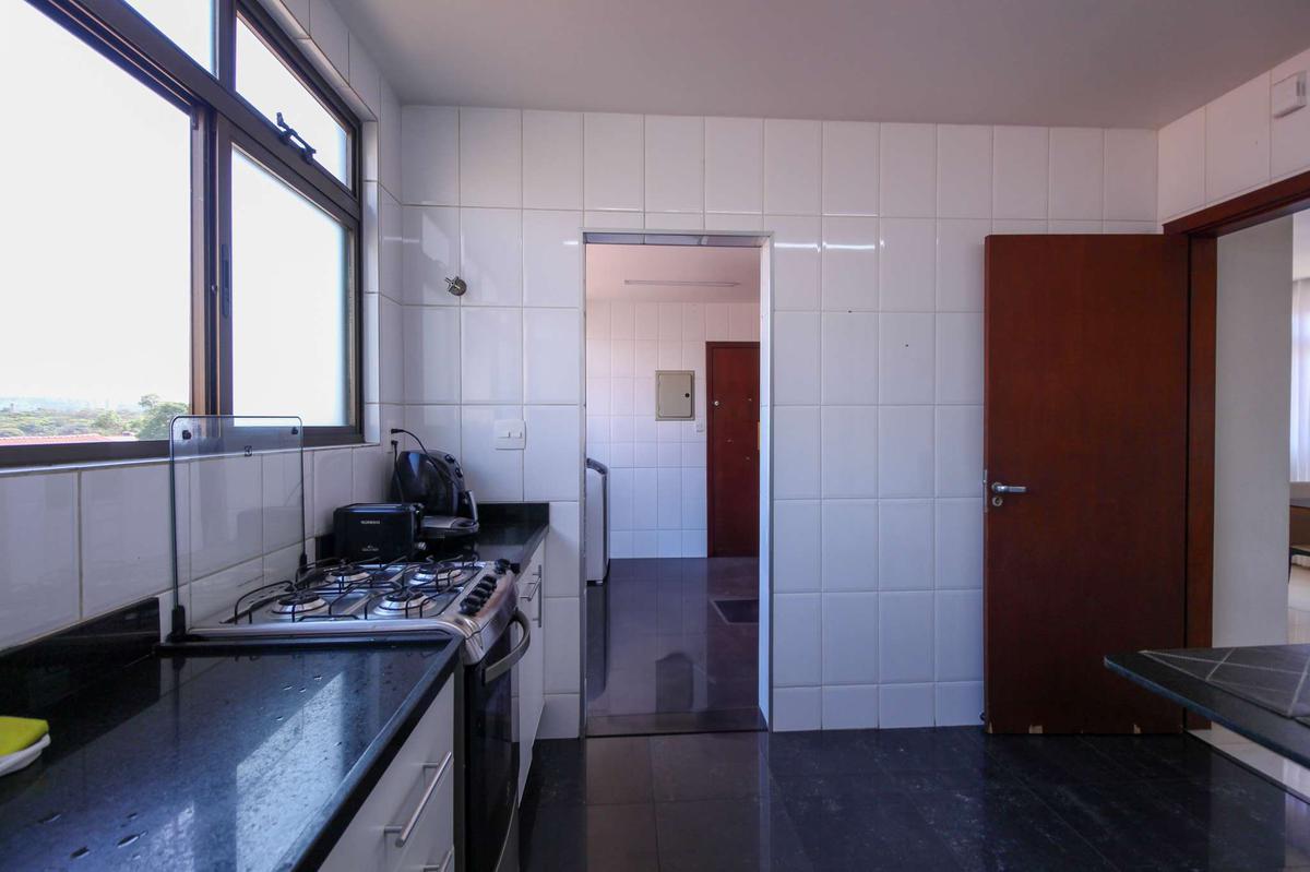 Apartamento, Liberdade, 4 Quartos, 2 Vagas, 1 Suíte