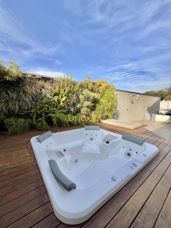 Casa, Ingá Alto, 5 Quartos, 5 Vagas, 3 Suítes