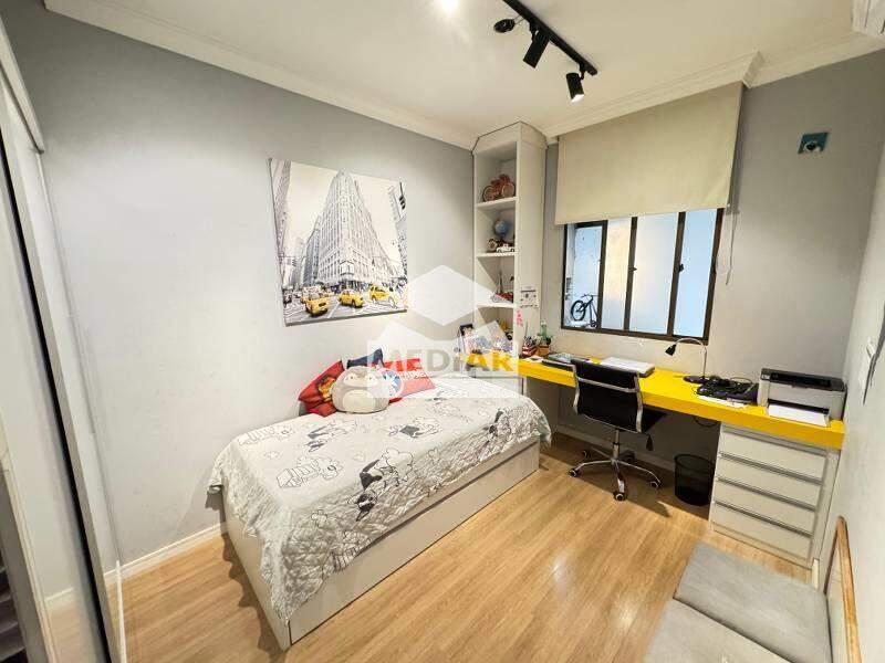 Apartamento, Castelo, 3 Quartos, 1 Vaga, 1 Suíte