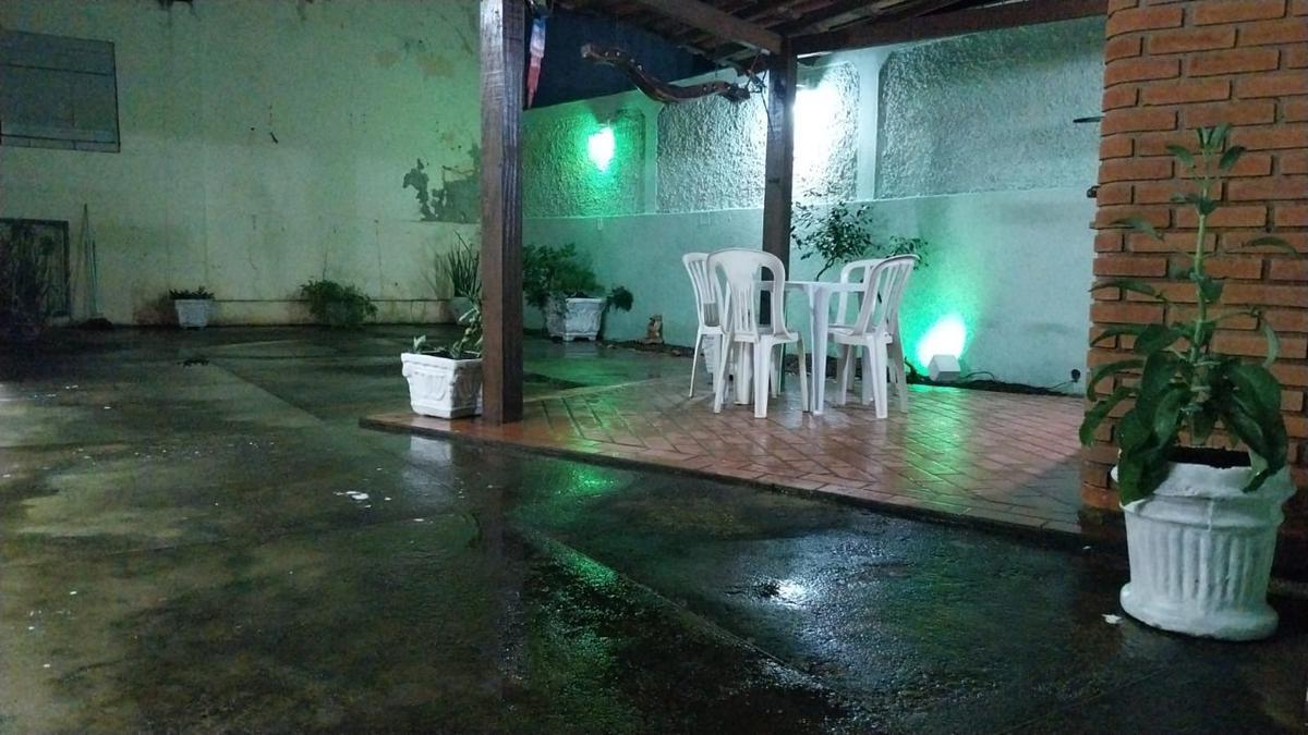 Casa, Nova Granada, 4 Quartos, 2 Vagas, 1 Suíte