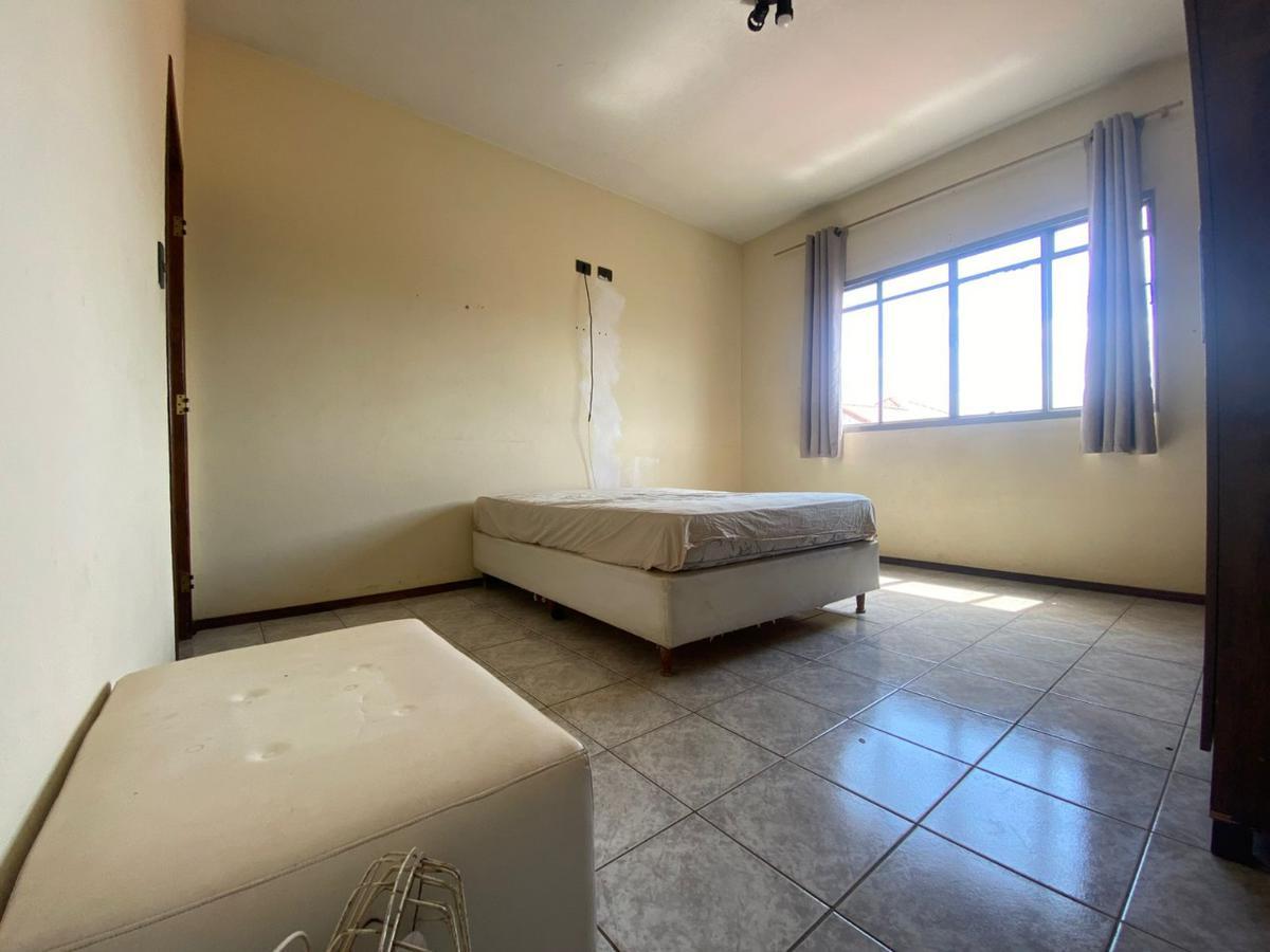 Apartamento, Centro, 5 Quartos, 0 Vaga, 1 Suíte