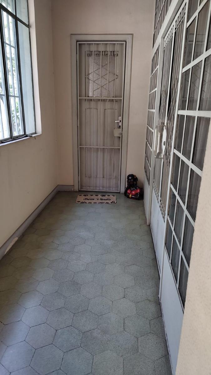 Casa, Funcionários, 11 Quartos, 3 Vagas