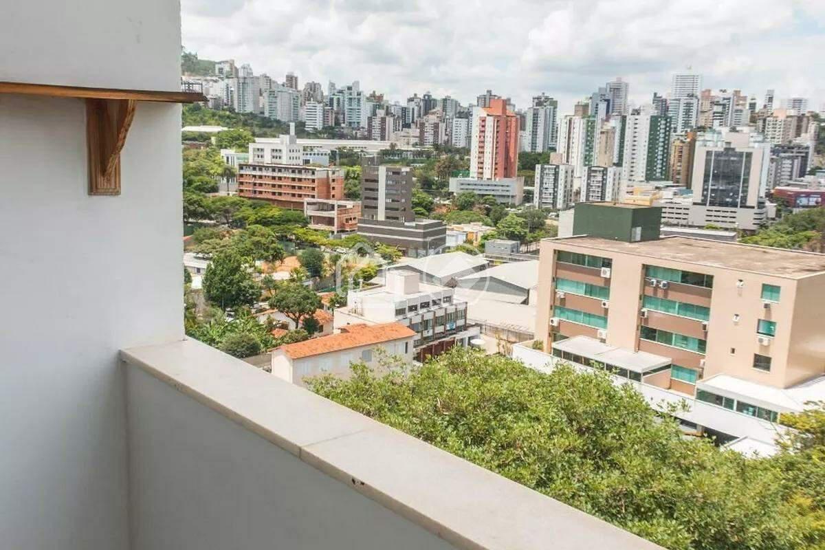 Apartamento, Estoril, 4 Quartos, 2 Vagas, 1 Suíte