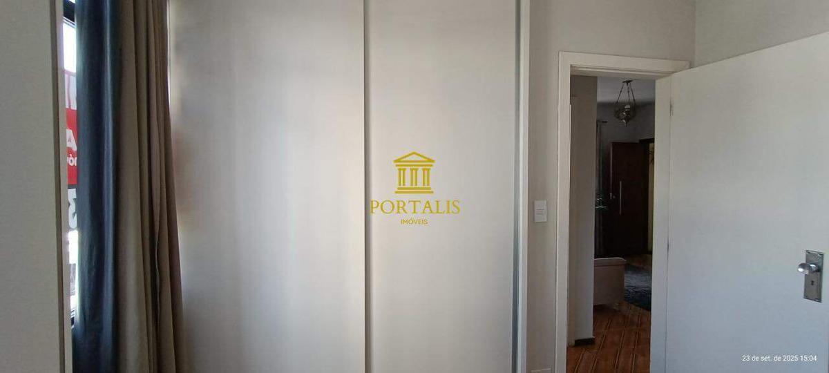 Apartamento, Sagrada Família, 2 Quartos, 1 Vaga