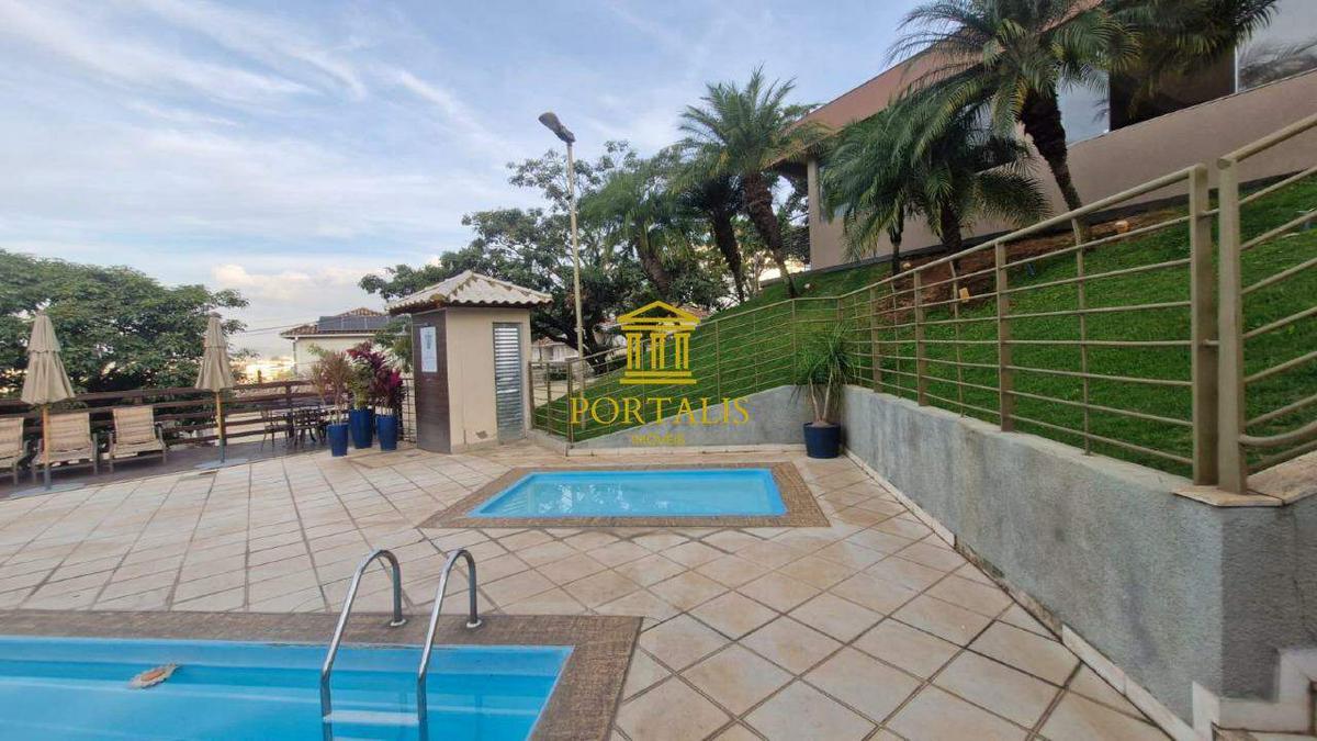 Casa, Cabral, 3 Quartos, 2 Vagas, 1 Suíte