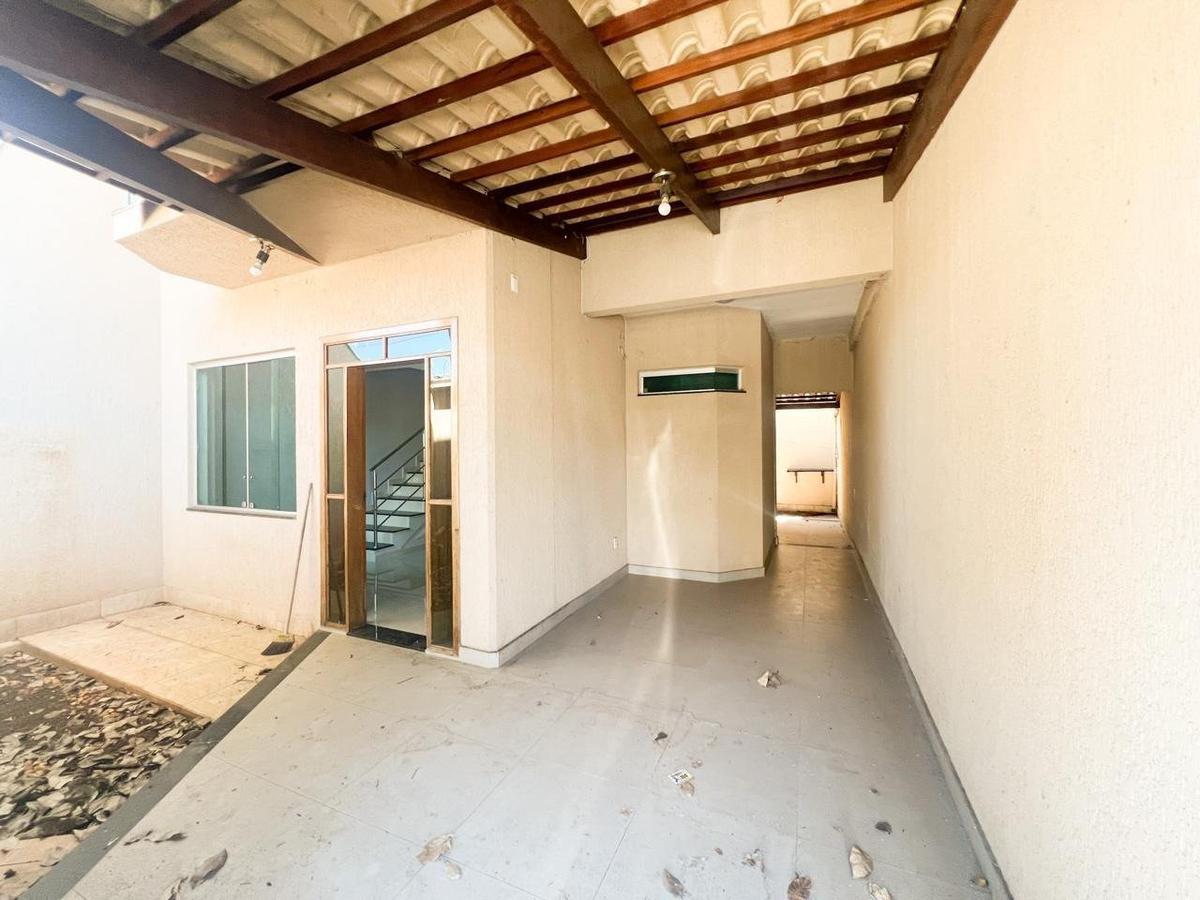 Casa, Santa Terezinha, 2 Quartos, 1 Vaga, 1 Suíte