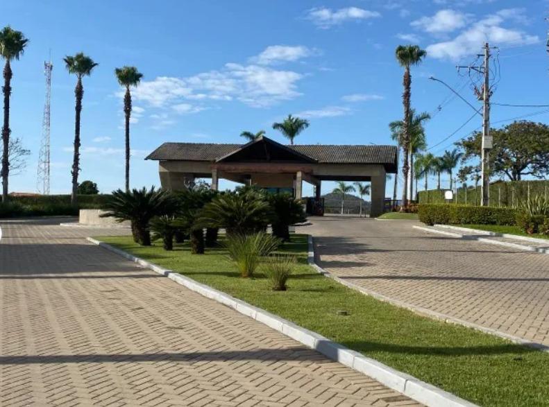 Lote, Centro, 0 Quarto, 0 Vaga
