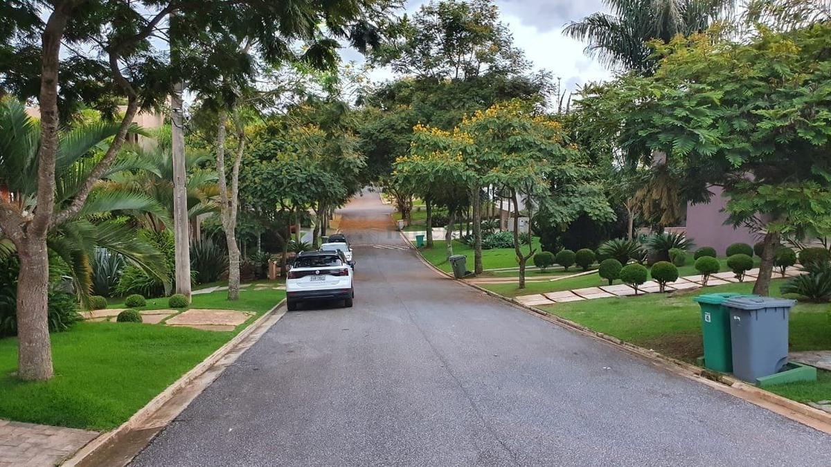 Casa, Alphaville - Lagoa dos Ingleses, 4 Quartos, 4 Vagas, 1 Suíte