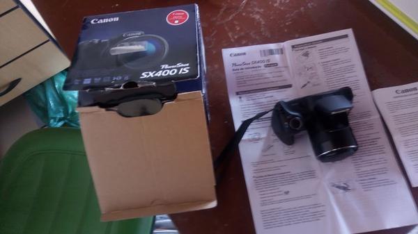 Camera Cannon Powershot Is400sx