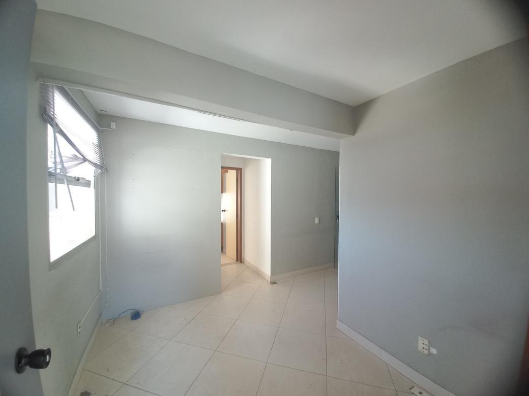 Sala, Barro Preto, 0 Quarto, 0 Vaga