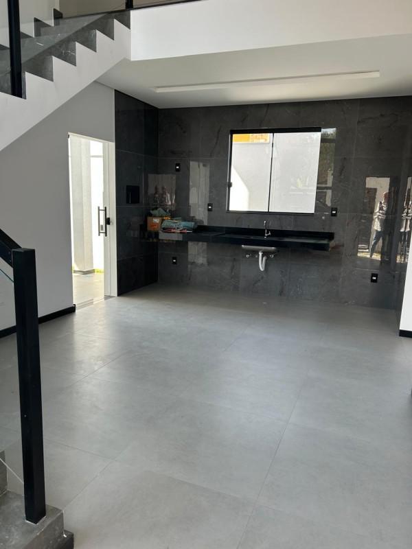 Casa, Residencial Visão, 3 Quartos, 4 Vagas, 2 Suítes