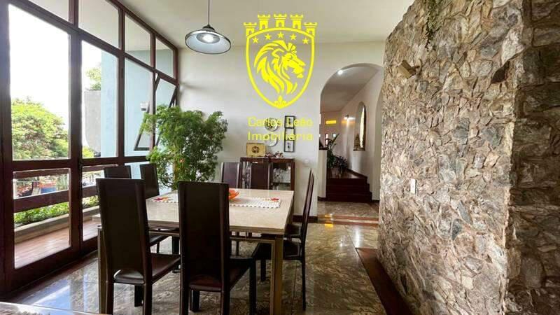 Casa, São Lucas, 4 Quartos, 5 Vagas, 3 Suítes