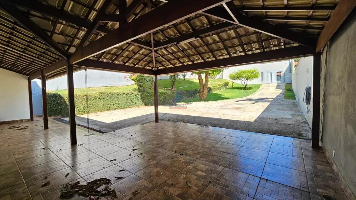 Casa, Fonte Grande, 4 Quartos, 8 Vagas, 1 Suíte