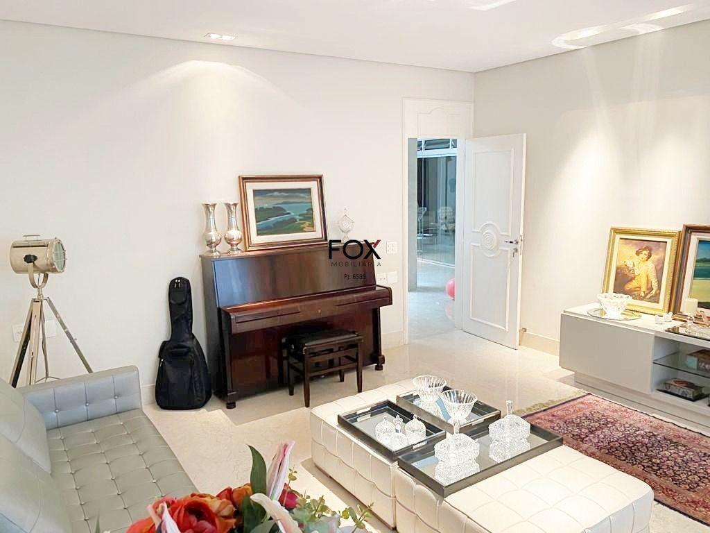 Casa, Cidade Jardim, 7 Quartos, 8 Vagas, 3 Suítes