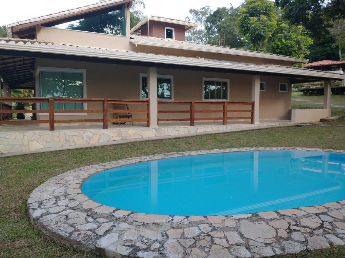 Fazenda, Califórnia, 5 Quartos, 30 Vagas, 2 Suítes