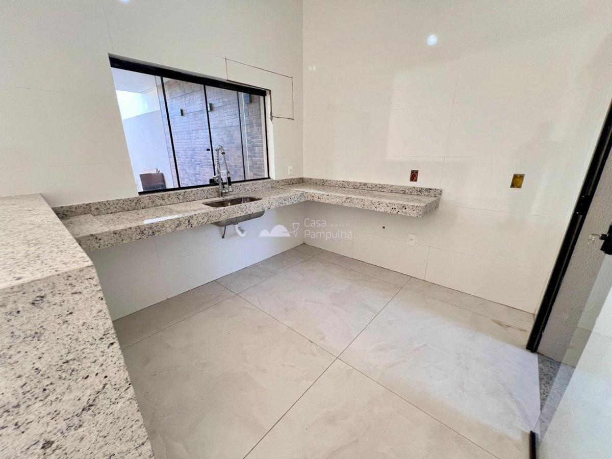 Casa, Conjunto Minascaixa, 3 Quartos, 2 Vagas, 1 Suíte
