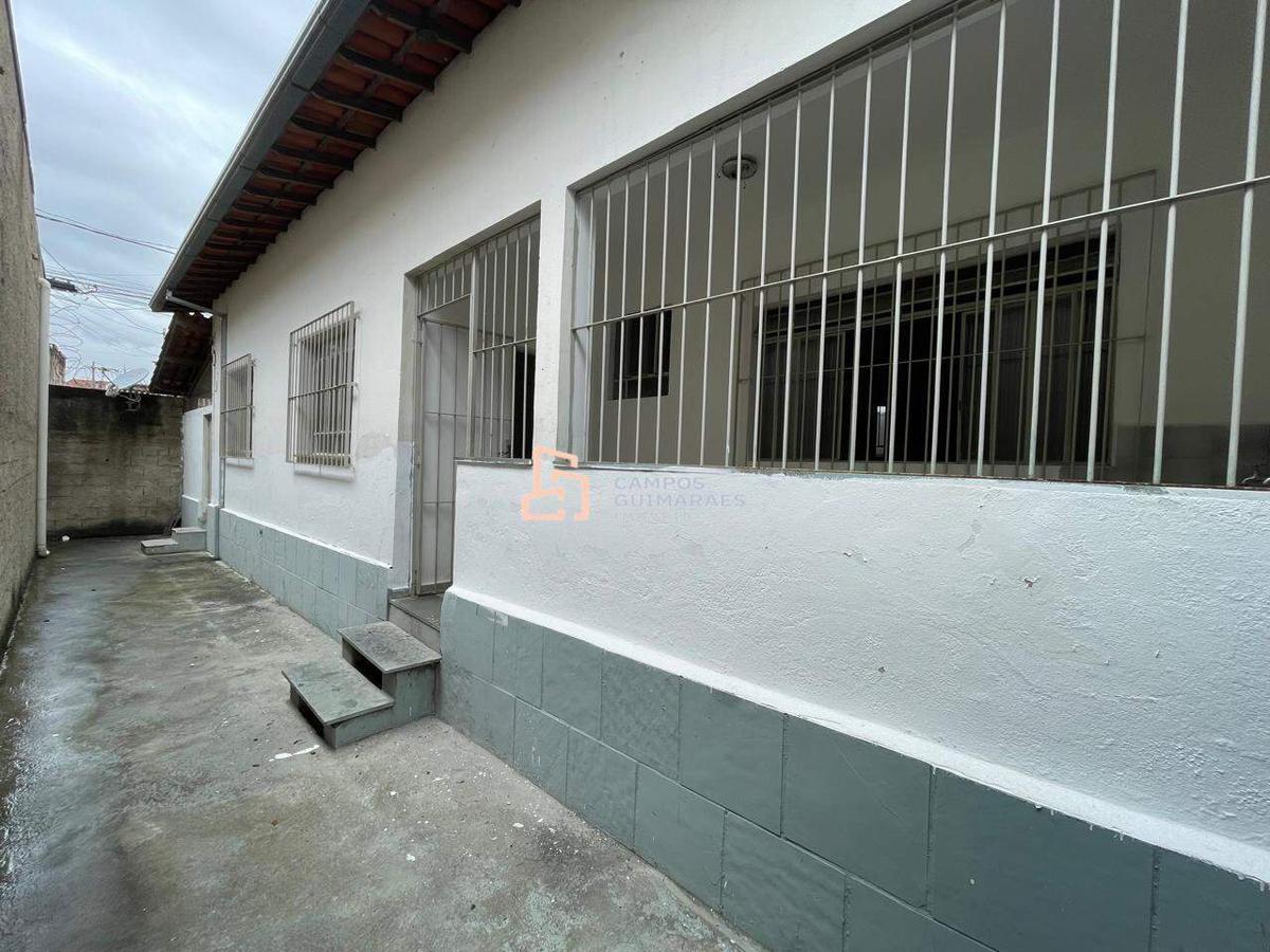 Casa, Vila Santa Luzia, 3 Quartos, 2 Vagas