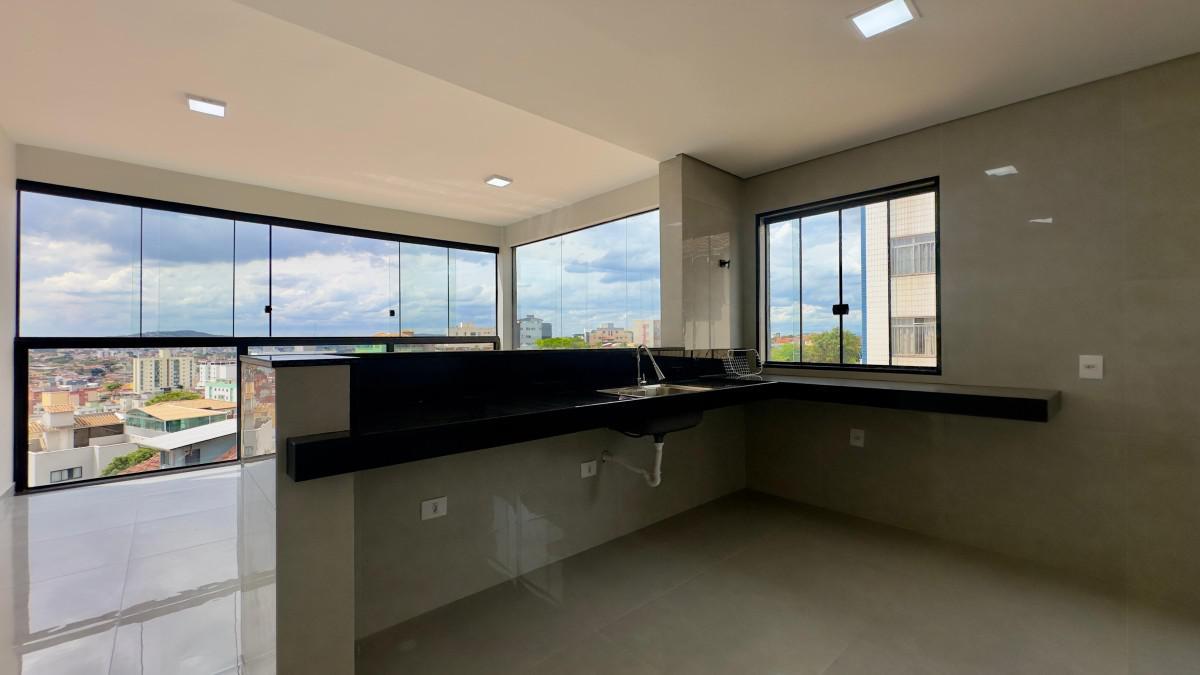 Casa, Heliópolis, 4 Quartos, 3 Vagas, 1 Suíte