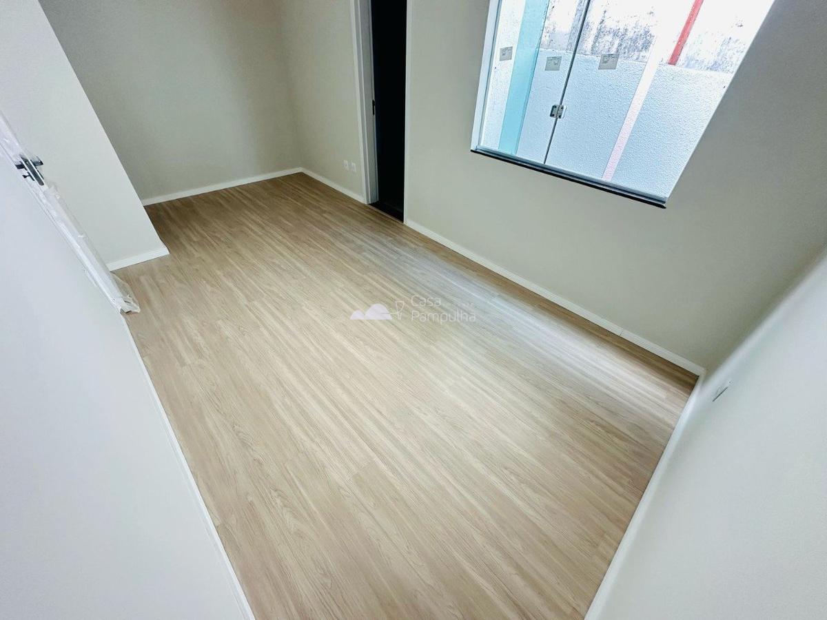 Casa, Candelária, 3 Quartos, 2 Vagas, 1 Suíte