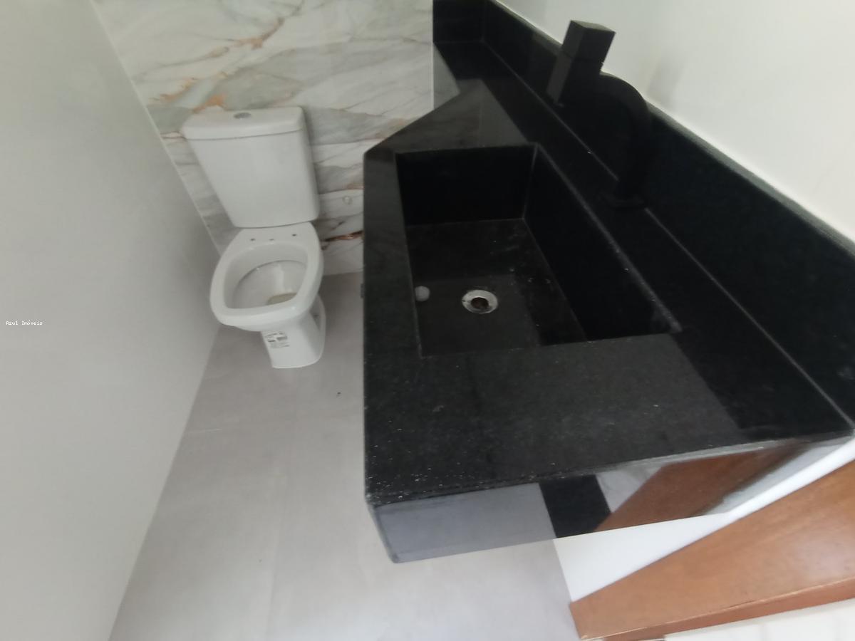 Casa, Rio Branco, 3 Quartos, 2 Vagas, 1 Suíte