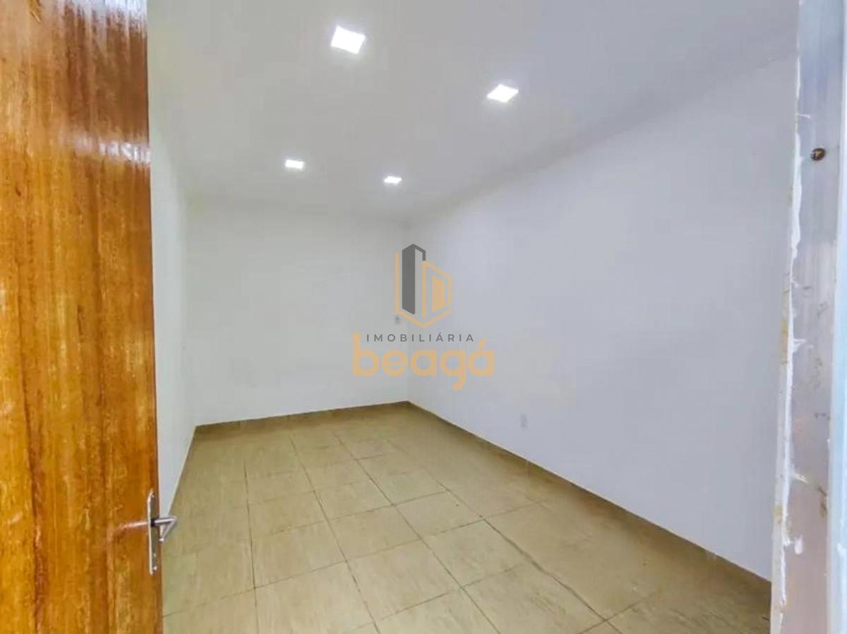 Casa, Camargos, 3 Quartos, 4 Vagas, 1 Suíte