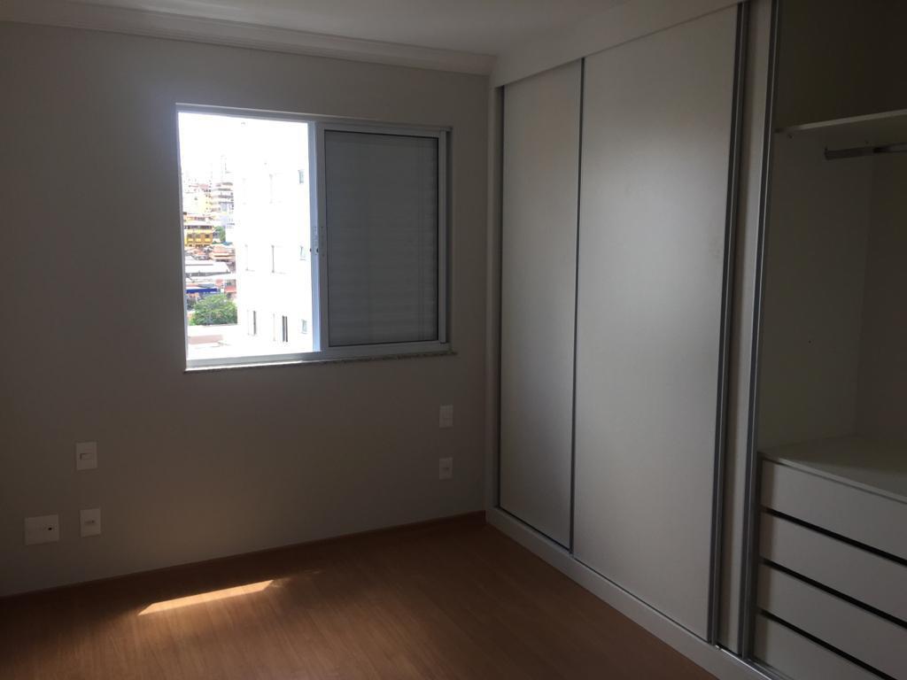 Apartamento, Sagrada Família, 3 Quartos, 2 Vagas, 2 Suítes