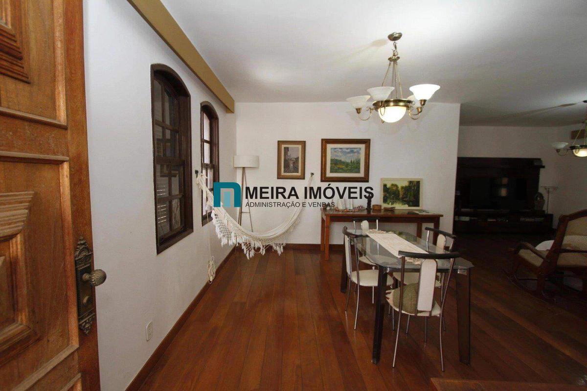 Casa, Santo Antônio, 5 Quartos, 4 Vagas, 2 Suítes