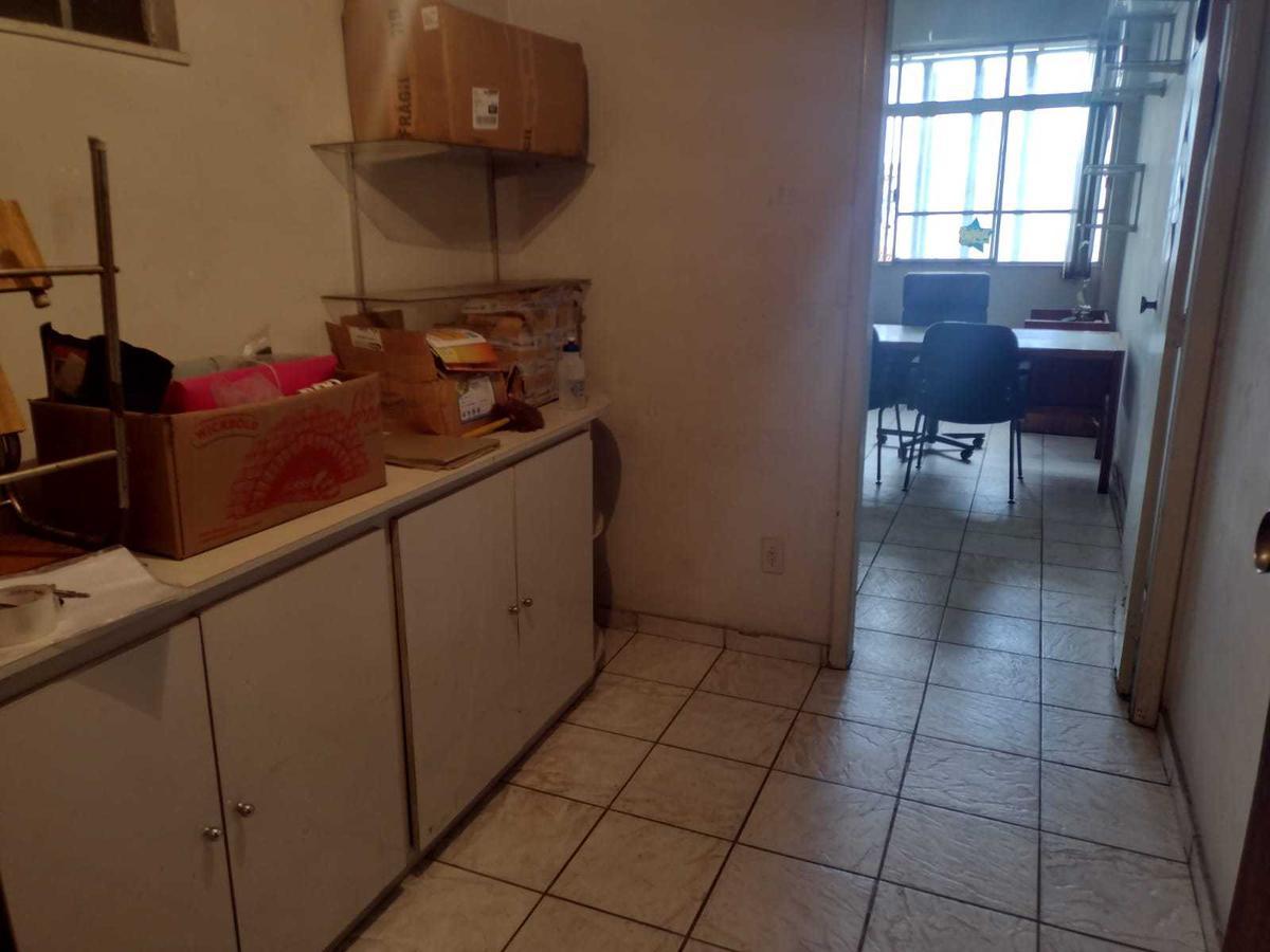 Sala, Centro, 0 Quarto, 0 Vaga