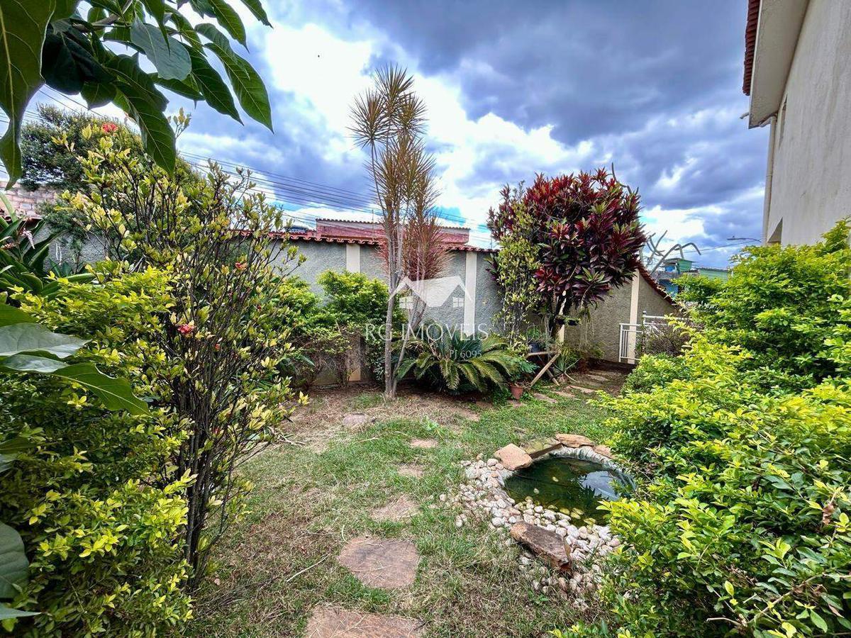 Casa, Milionários, 3 Quartos, 4 Vagas, 1 Suíte