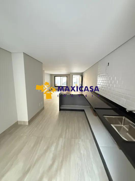 Casa, Jaraguá, 4 Quartos, 4 Vagas, 1 Suíte