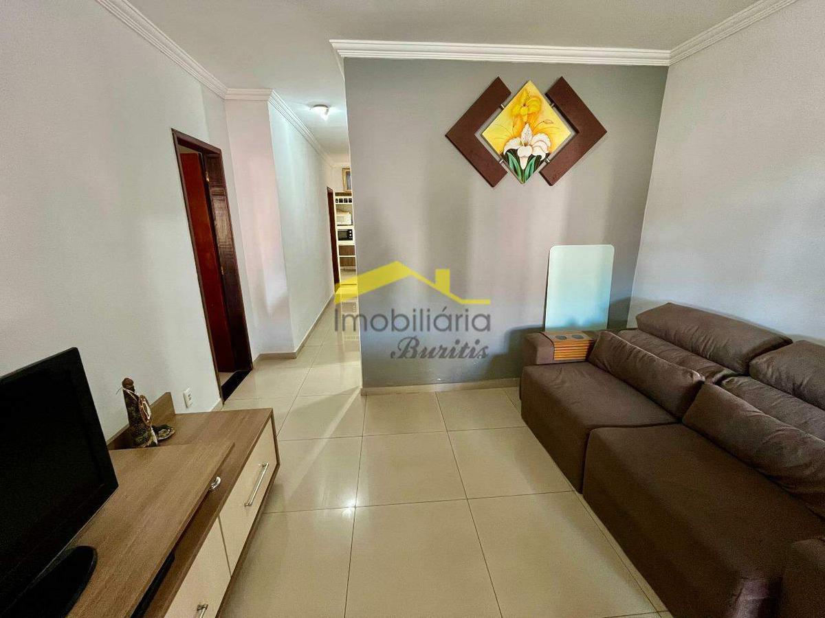 Casa, Estrela do Oriente, 3 Quartos, 2 Vagas, 1 Suíte