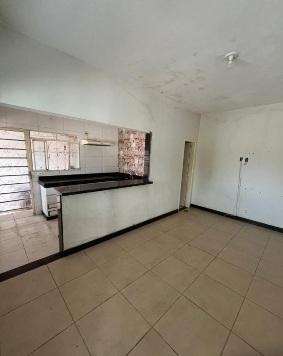Casa, Venda Nova, 2 Quartos, 2 Vagas