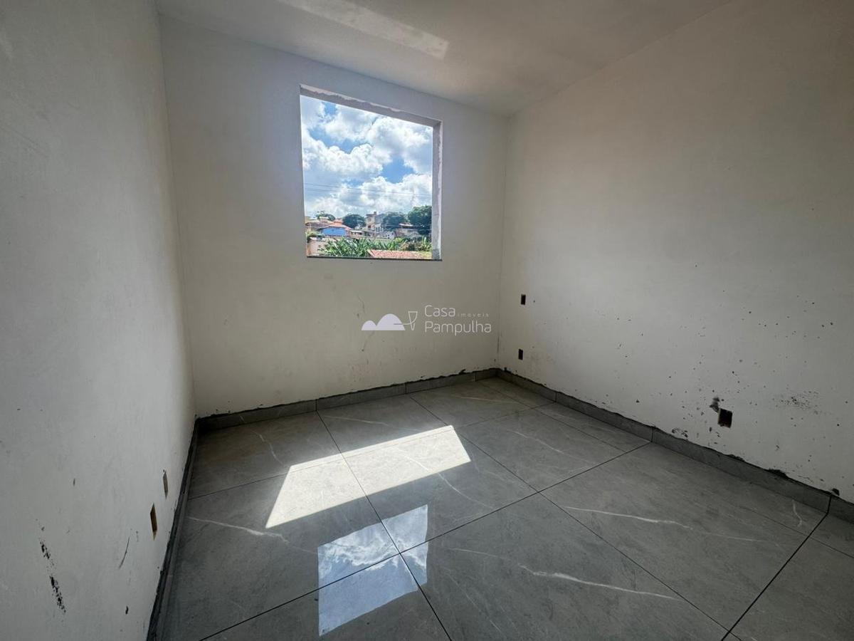 Casa, Mantiqueira, 2 Quartos, 1 Vaga