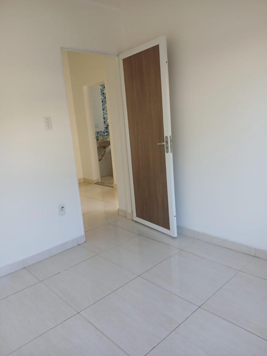 Prédio, Centro, 0 Quarto, 0 Vaga