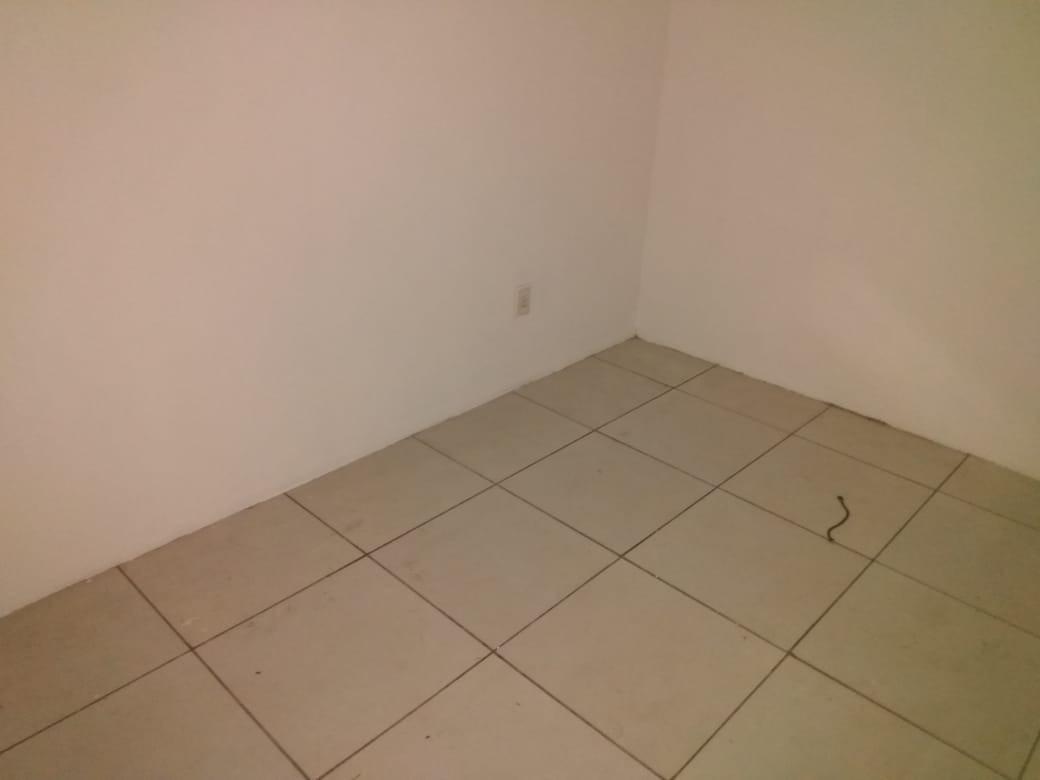 Galpão, Céu Azul, 0 Quarto, 0 Vaga