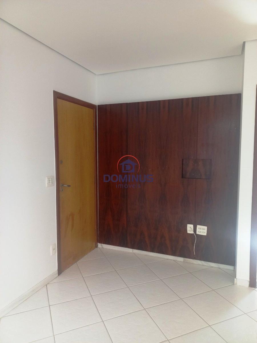 Apartamento, Sagrada Família, 3 Quartos, 2 Vagas, 1 Suíte