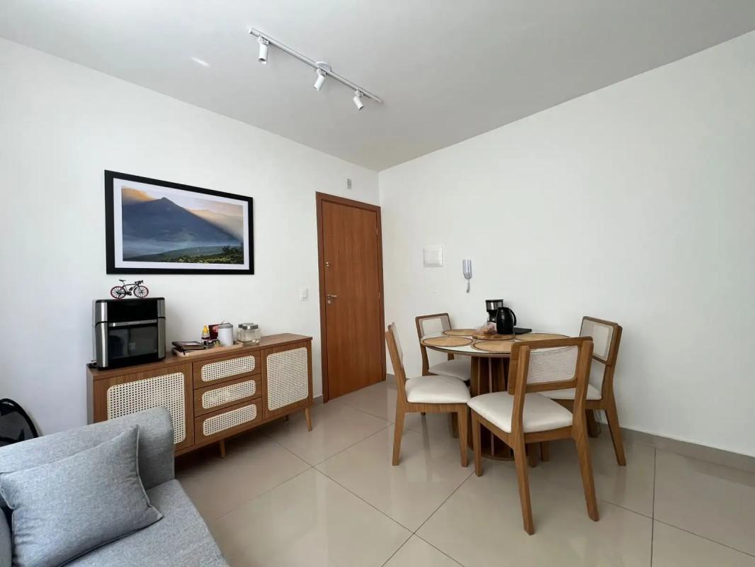 Apartamento, Sagrada Família, 2 Quartos, 1 Vaga