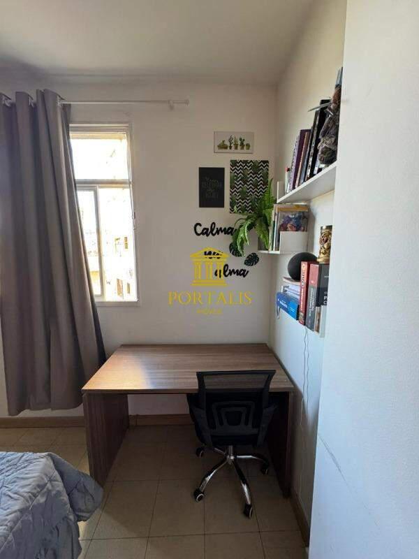 Apartamento, Floresta, 1 Quarto, 0 Vaga