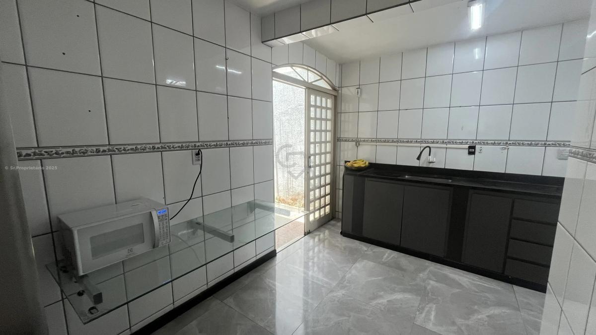 Casa, Alípio de Melo, 4 Quartos, 3 Vagas, 2 Suítes