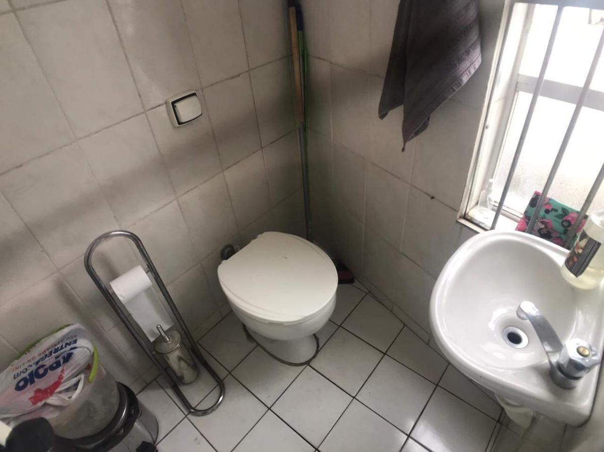 Loja, Estoril, 1 Vaga