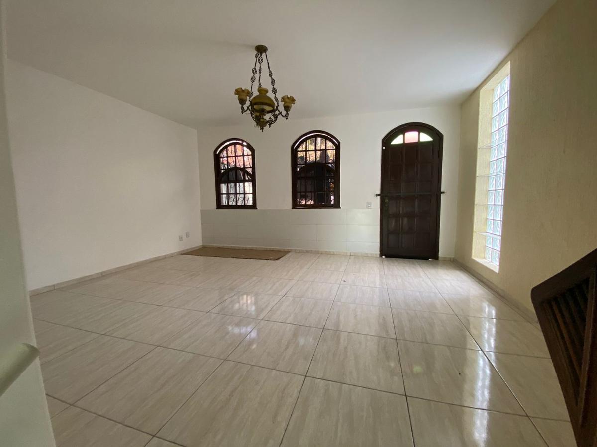 Casa, Colégio Batista, 5 Quartos, 3 Vagas, 1 Suíte