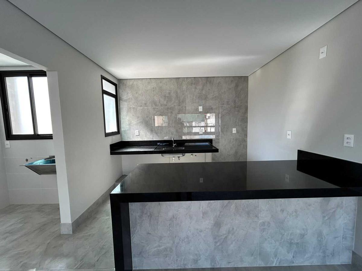 Apartamento, Castelo, 4 Quartos, 2 Vagas, 2 Suítes
