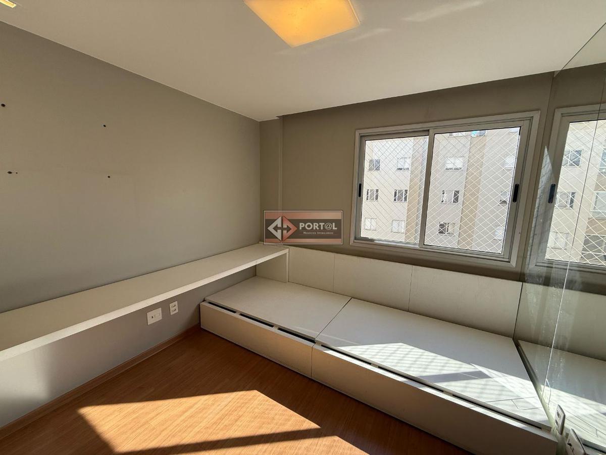 Apartamento, Castelo, 4 Quartos, 2 Vagas, 1 Suíte