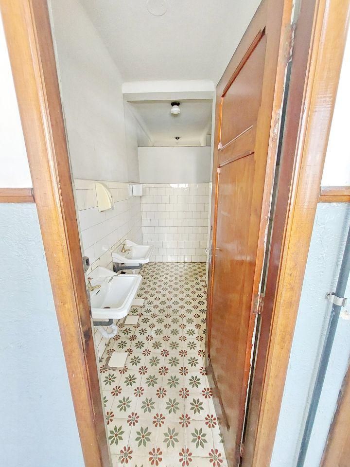 Sala, Centro
