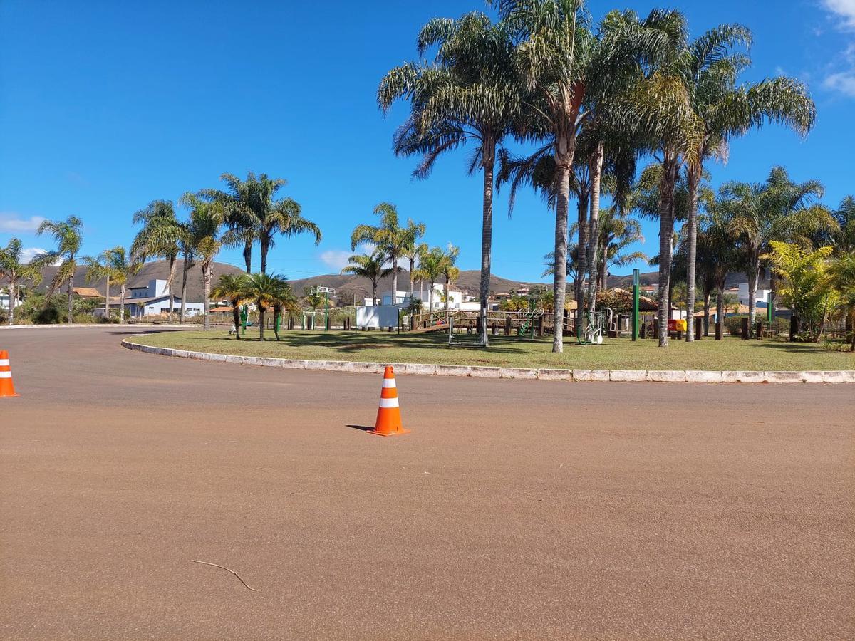 Ponto Comercial, Condomínio Ville Des Lacs, 0 Vaga