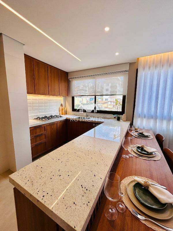 Apartamento, Barreiro, 3 Quartos, 2 Vagas, 1 Suíte